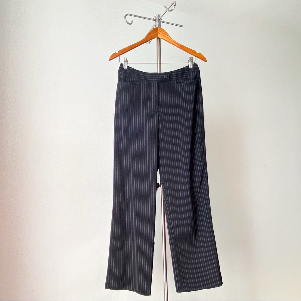 ❄️ 90s Vintage Navy & White Pinstripe Mid-Rise Cropped Trousers by Collection Ri